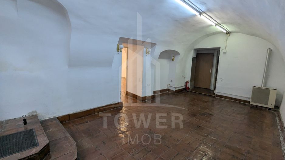 Spațiu comercial/birouri de închiriat - 60 mp utili - Central, Sibiu - Poză 1