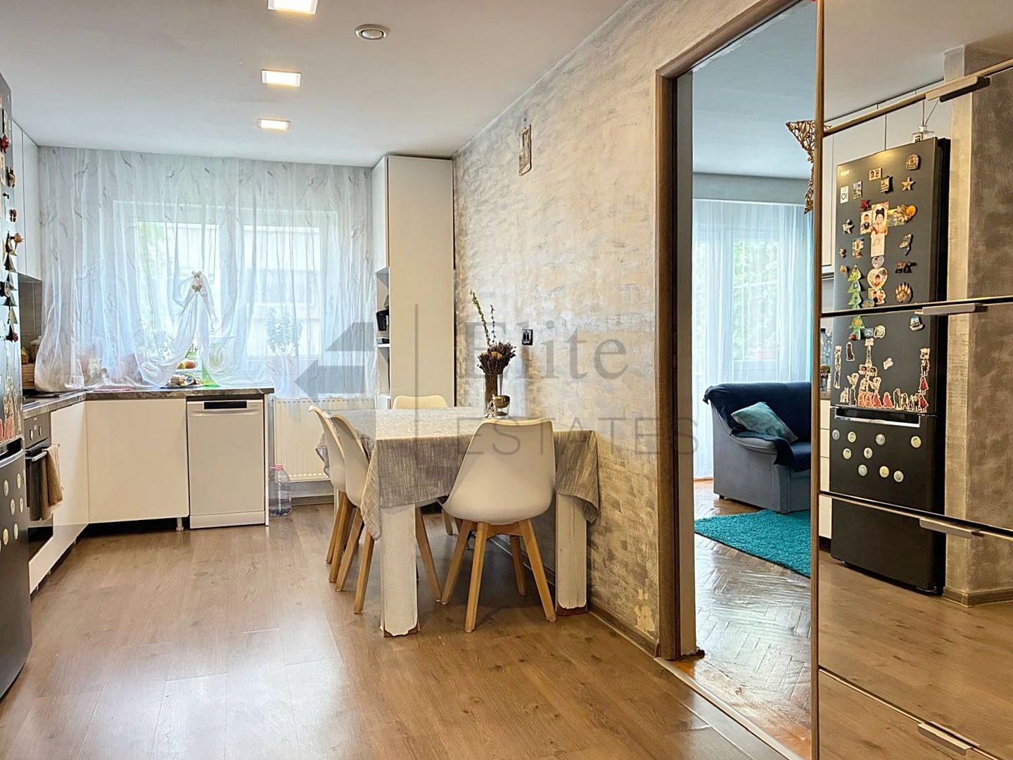 Apartament 3 camere renovat in Rogerius, Oradea | Str. Transilvaniei - Poză 3