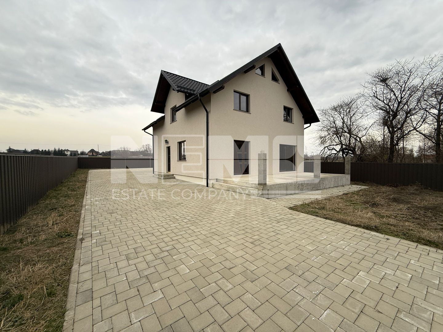 CASA DE VANZARE | 155.00 EURO | 200MP UTILI | 2500 MP TEREN | - Poză 1
