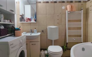 Casa cu 4 camere de vanzare in zona centrala – Louis Pasteur, Oradea - Poză 13