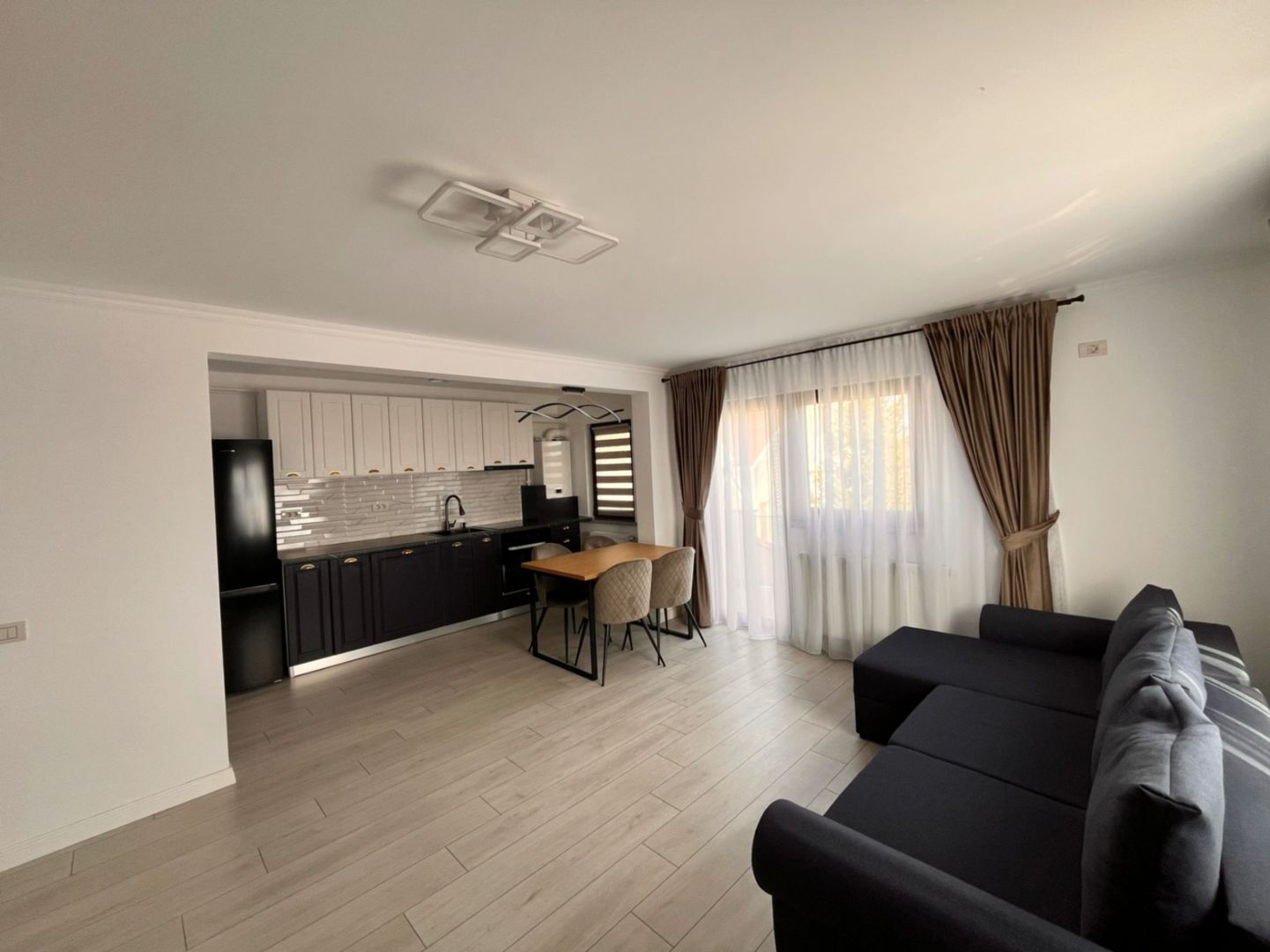 Apartament de Închiriat cu 3 Camere | Suceava/Scheia | 500Euro/Luna - Poză 11