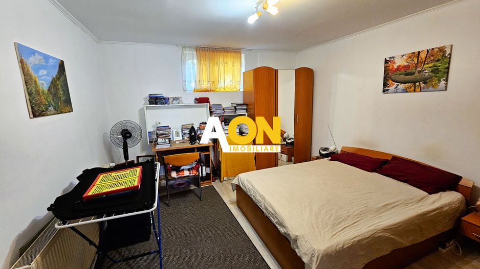 Casa 4 camere, 2 bai, 2 bucatarii, 1050 mp teren, zona Centru - Poză 8