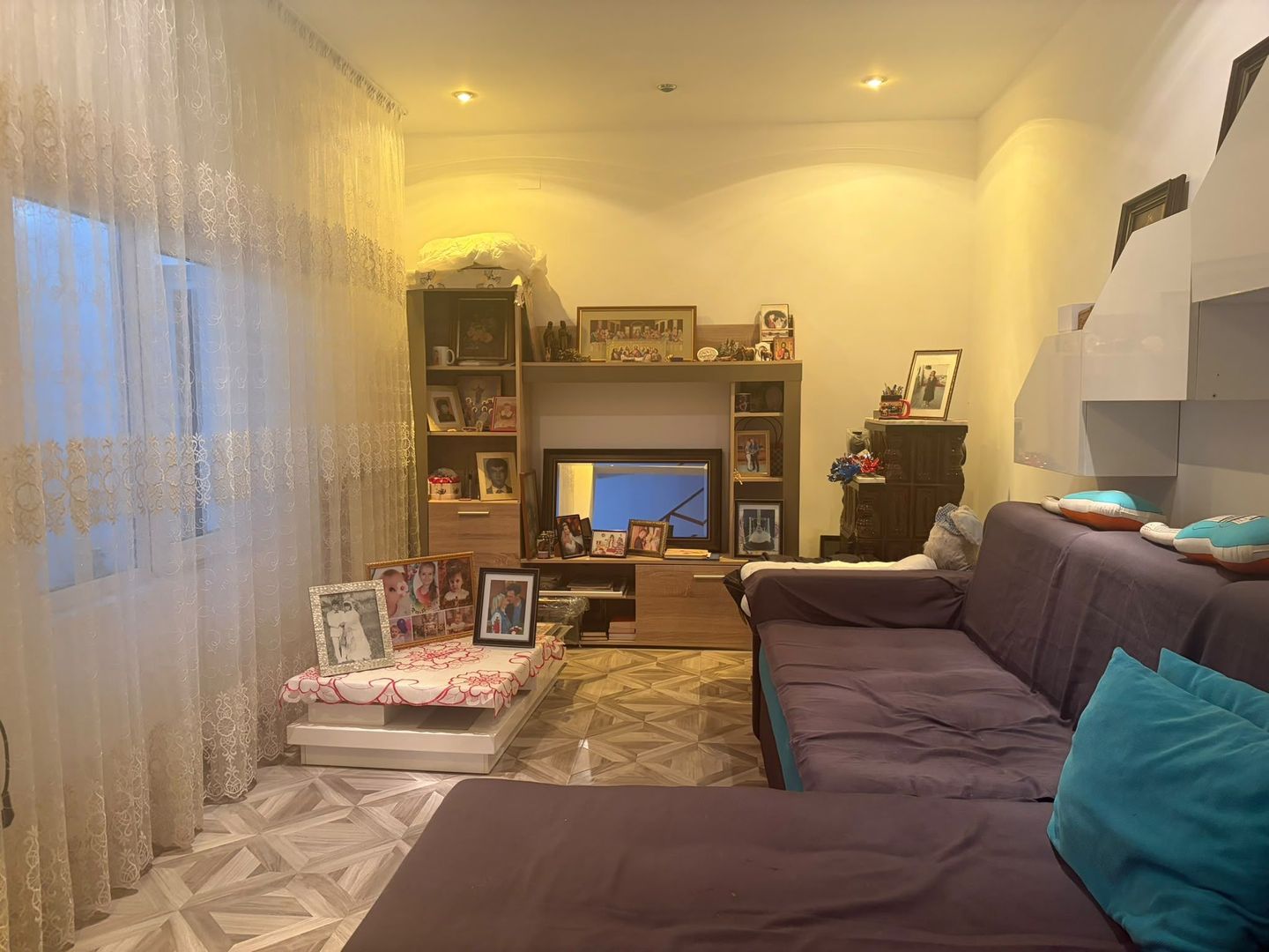 Casa individuala, 4 camere, Zetarilor - Poză 1