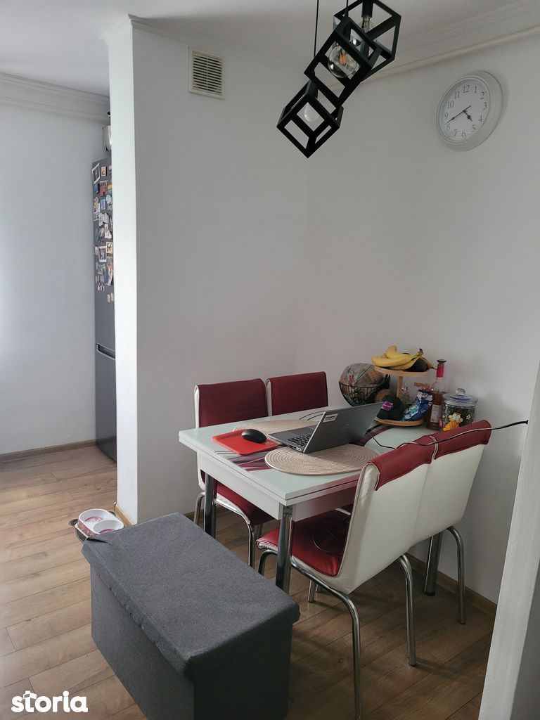 BRASADAS vinde ap 2 cam mobilat etaj 4/4. - Poză 5