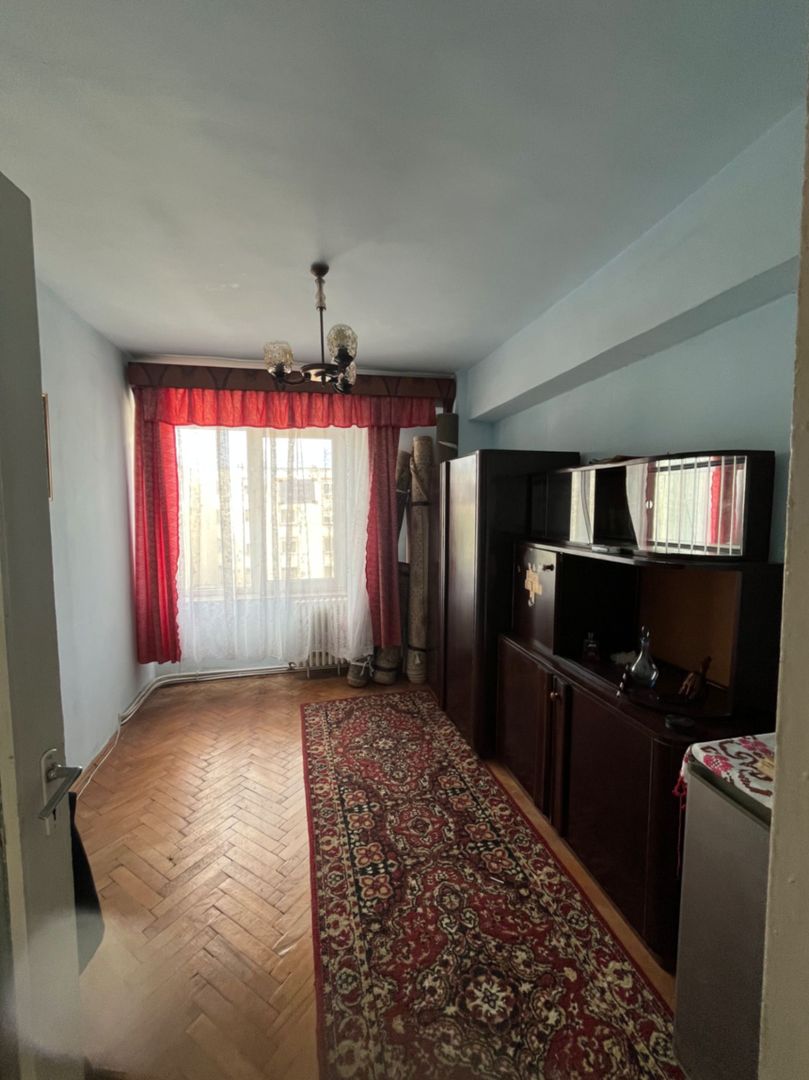 Apartament 4 camere 2 bai Central - Poză 9
