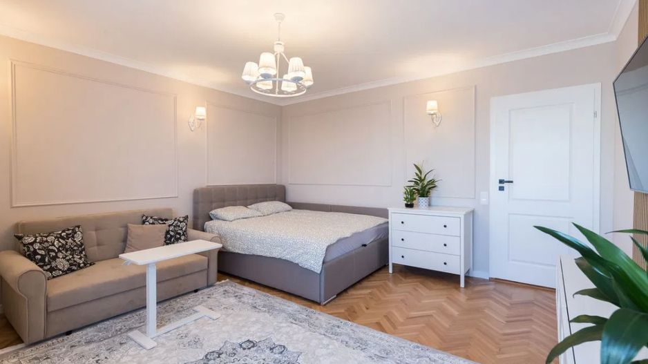 GARSONIERA TEIUL DOAMNEI, PRIMA INCHIRIERE, CENTRALA, METROU 5 MINUTE - Poză 1