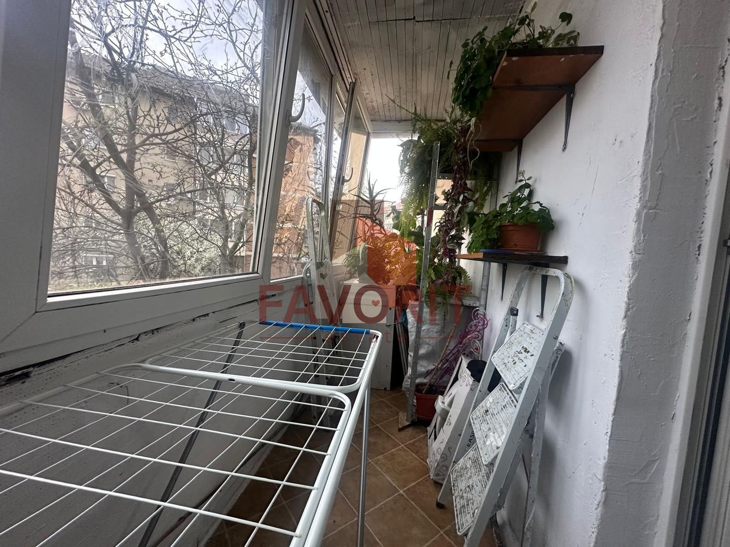 4 camere | COMISION 0 | centrala proprie | etaj 1 | decomandat | - Poză 15