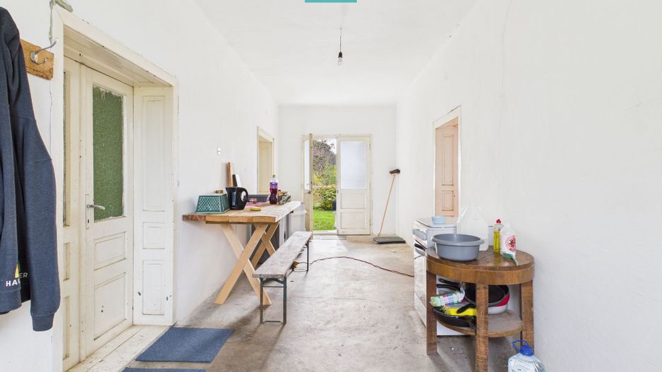 Casă cu teren generos Vărădia de Mureș - Stejar - Poză 16