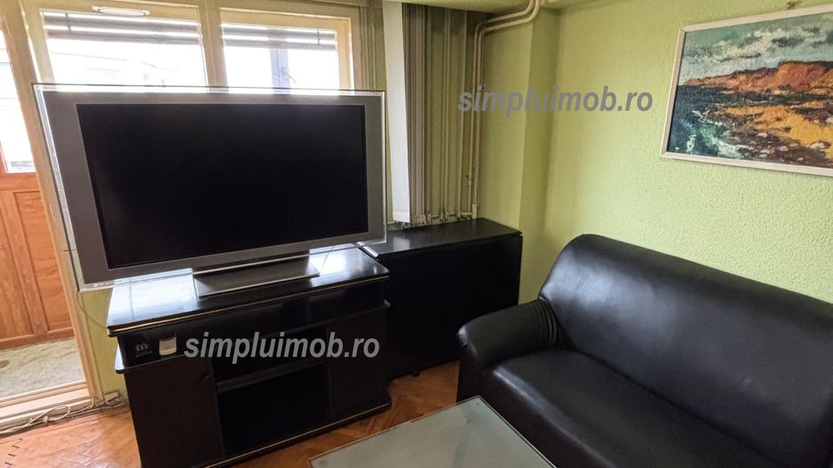 Unirii Decebal 3 camere decomandat 80 mp - Poză 4
