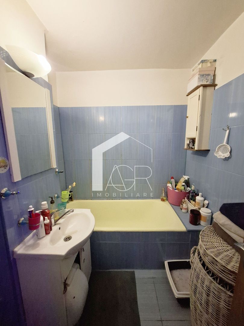 Apartament cu 2 camere, semidecomandat, zona Paltinis - Poză 11