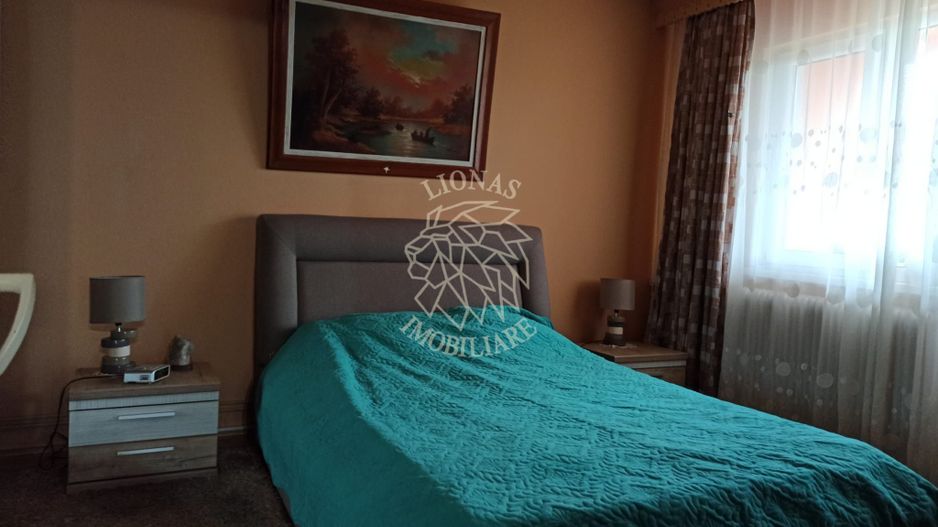 Casa 190 mp-teren 1860 mp-garaj-curte amenajata-Valea Sigmirului - Poză 3