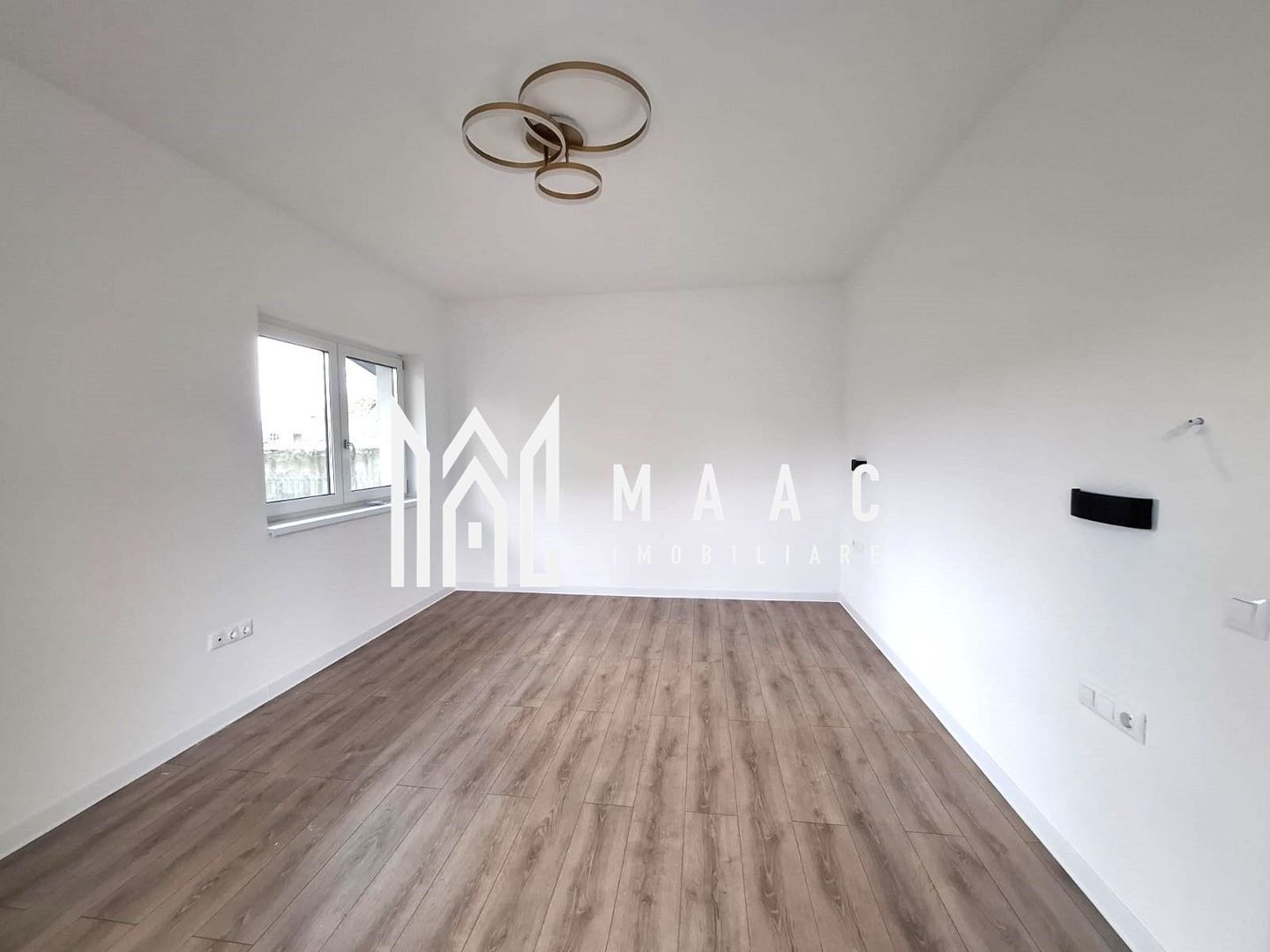Apartament 2 camere | Parter | Selimbar | Curte - Poză 2