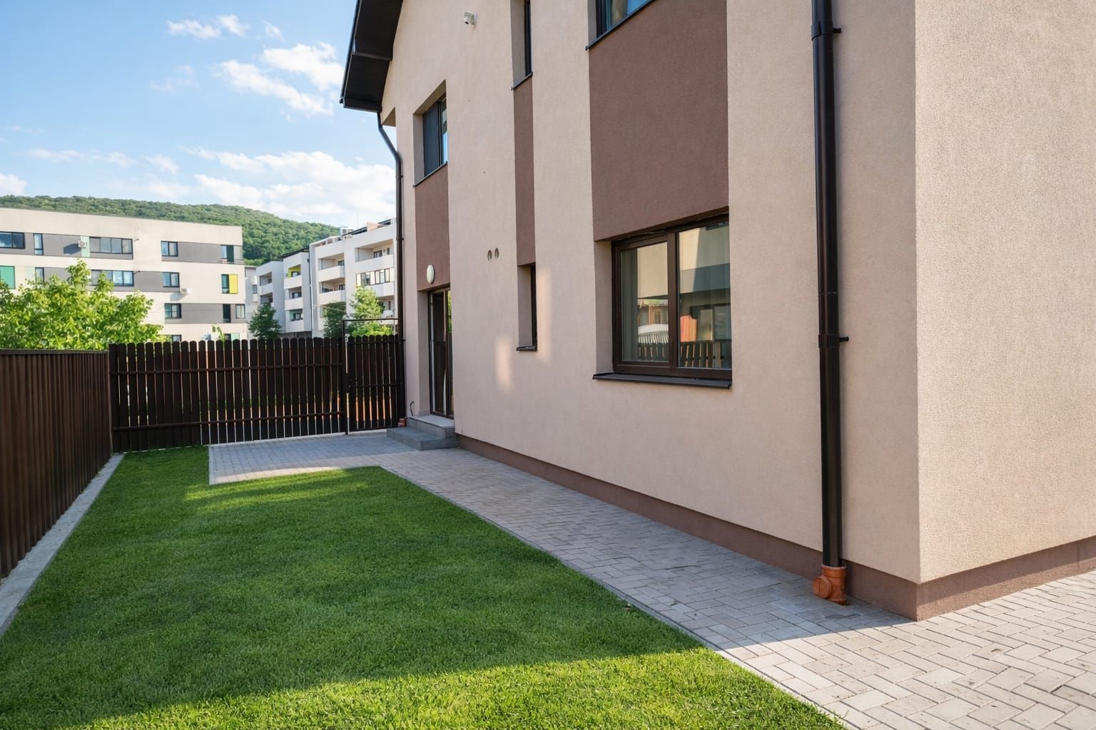 Ap2 92H Tautului Residence + GRADINA - Poză 1