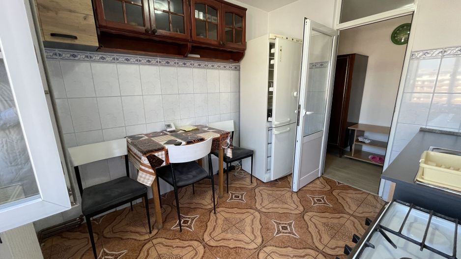 Apartament spațios cu două camere, etajul 4 cu acoperiș. - Poză 9