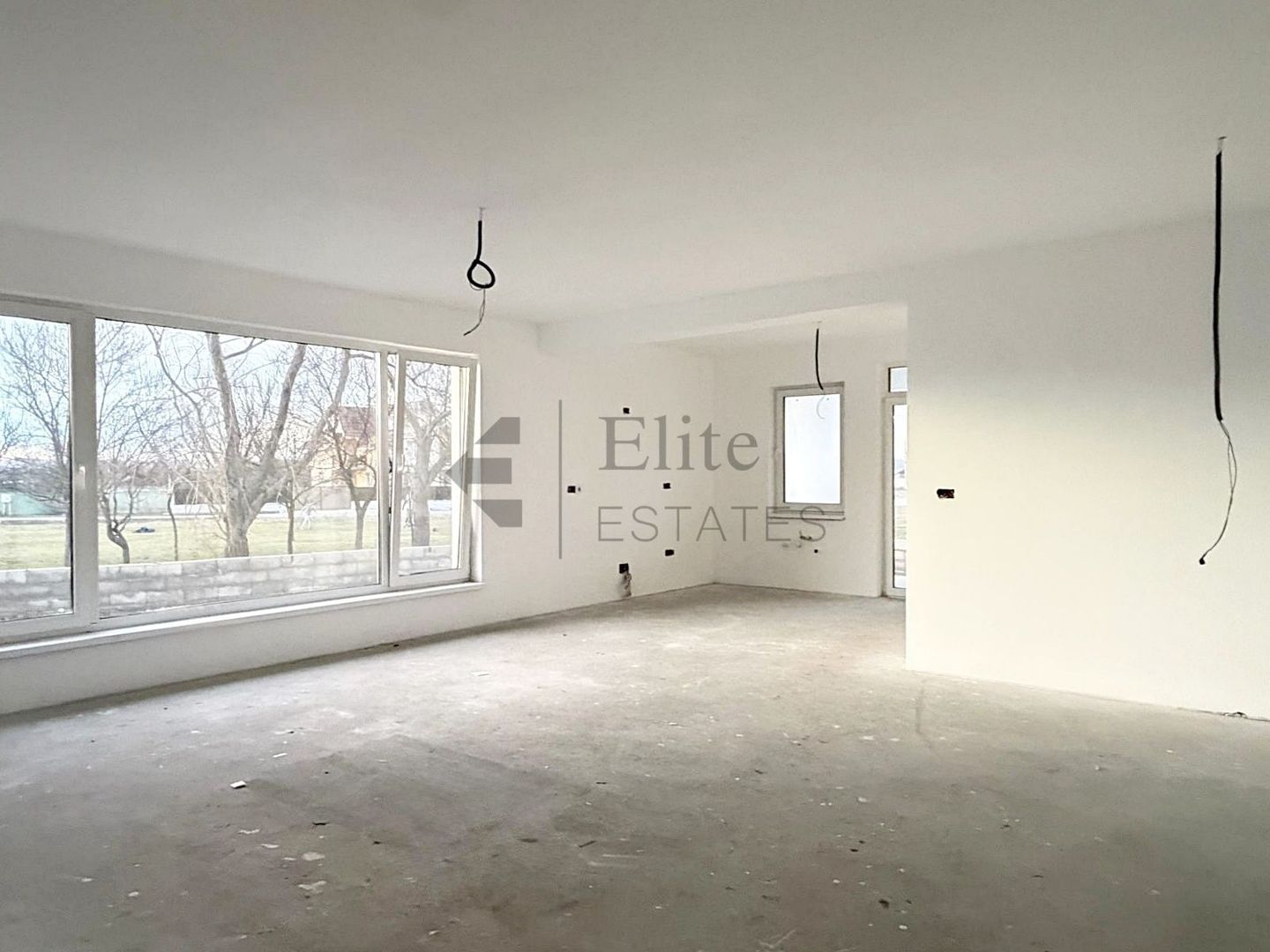 Casa noua cu 4 camere la 6 km de Oradea - Poză 4