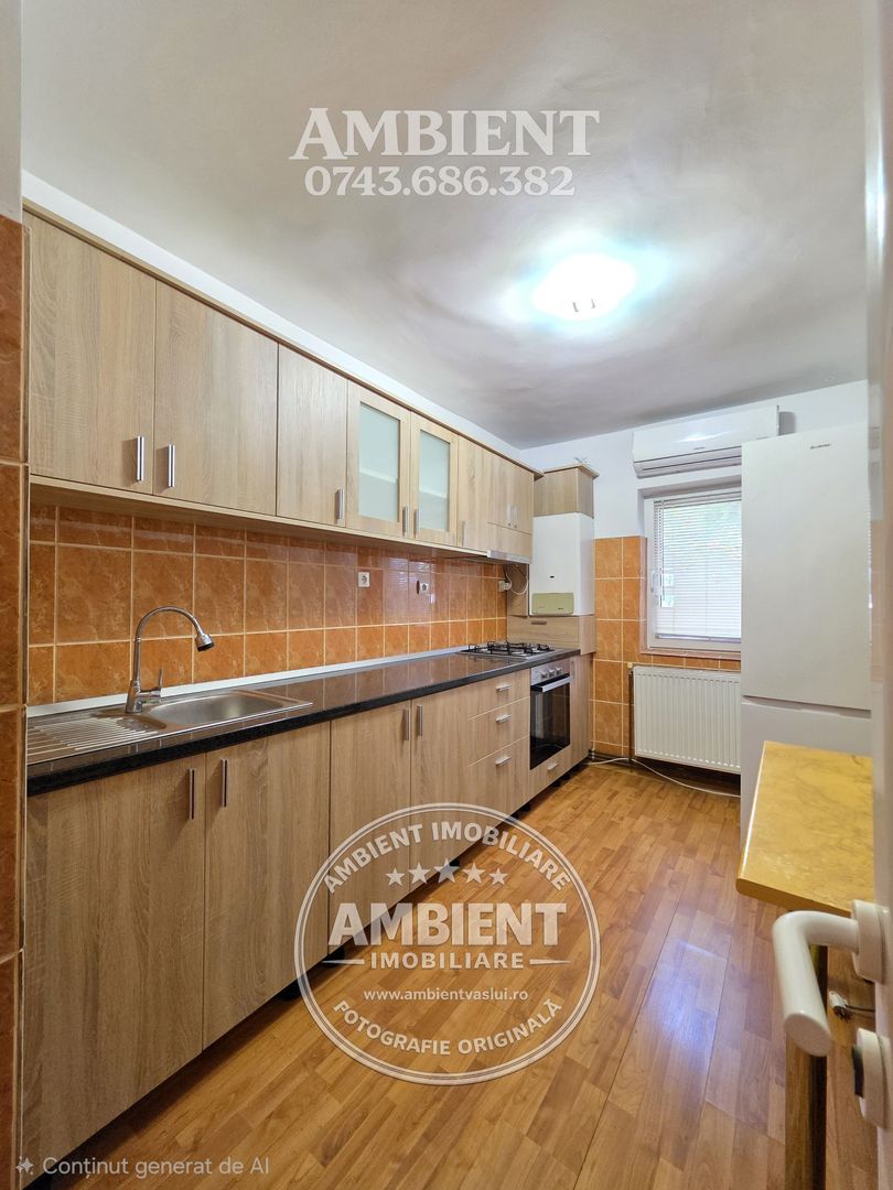 Apartament cu 2 camere, ETAJ 1, mobilat și utilat, VASLUI - zona RACOVIȚĂ; - Poză 2