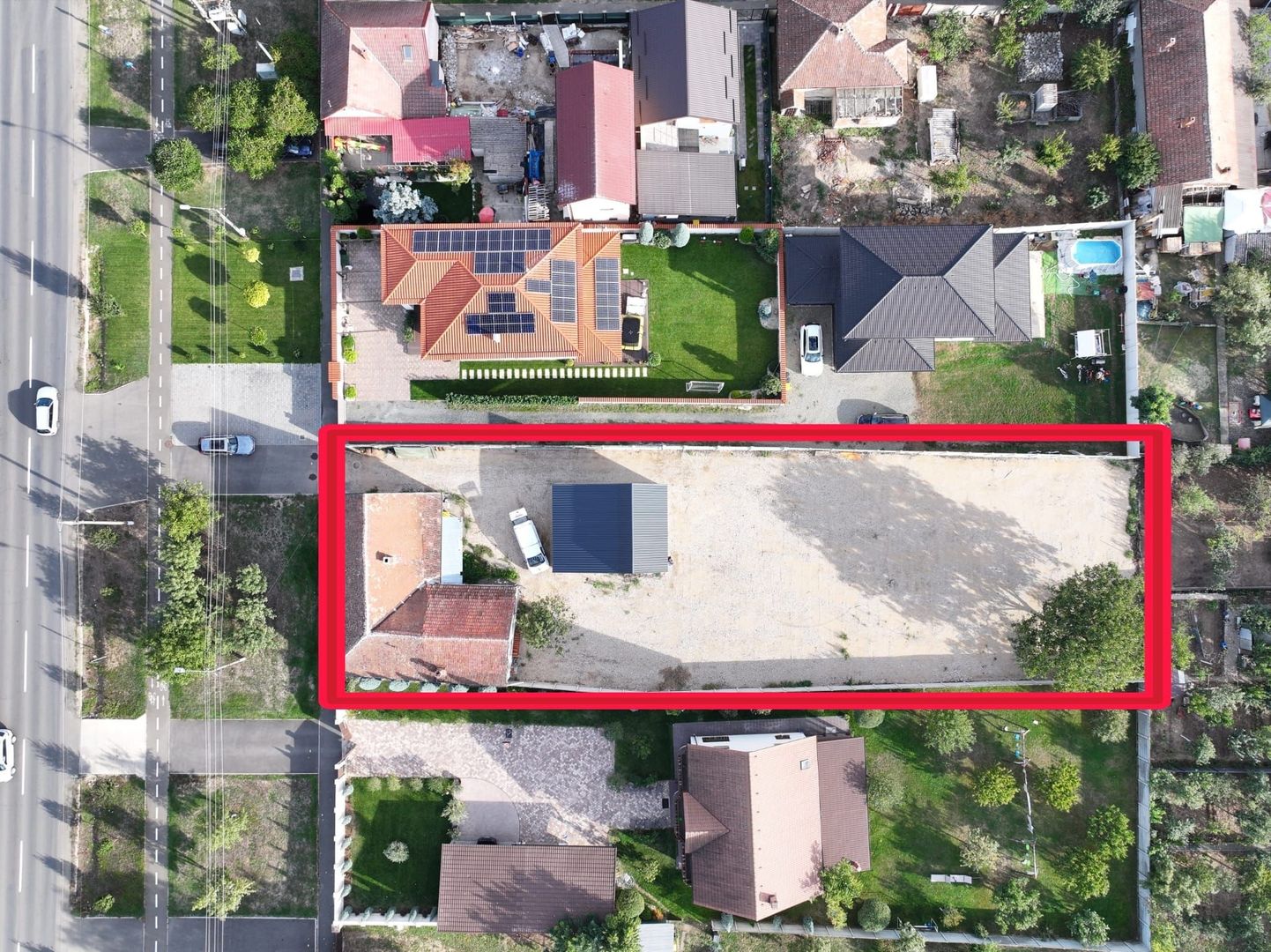 Teren 900 mp cu cladire de birouri pt depozit, parc auto,  centru logistic, etc - Poză 1