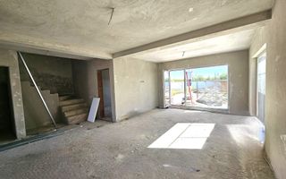 Casa noua 5 camere, 3 bai, curte mare - Poză 7