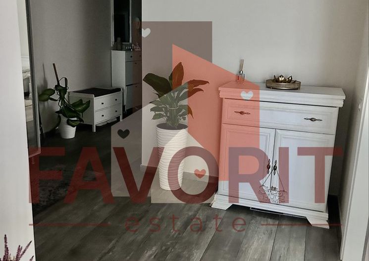 Etaj 1. Mobilat si utilat. Spatios. 2 locuri de parcare - Poză 7