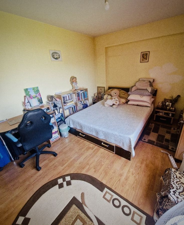 Vand apartament 2 camere Drumul Taberei, strada Raul Doamnei - Poză 4