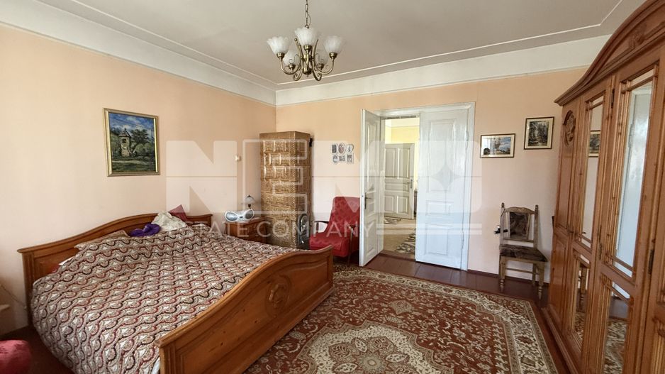 Casă ultracentrală | Rădăuți | 570 mp teren | 100 mp construiți - Poză 2