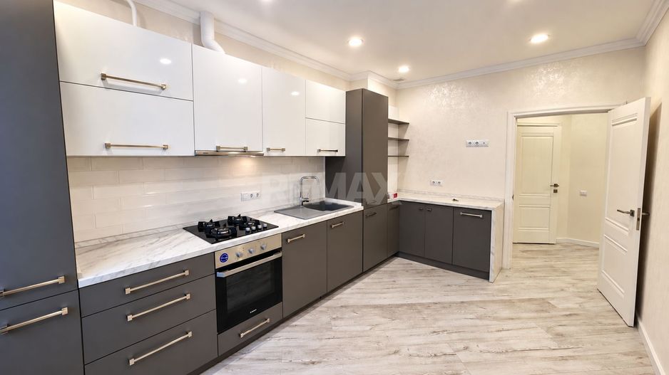Apartament cu 2 camere, Centru, Chișinău - Poză 7