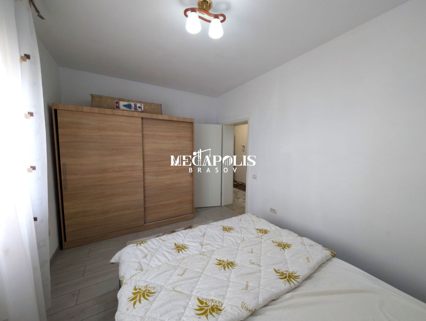 Apartament 2 Camere Decomandat Strip-Mall Sanpetru - Poză 12