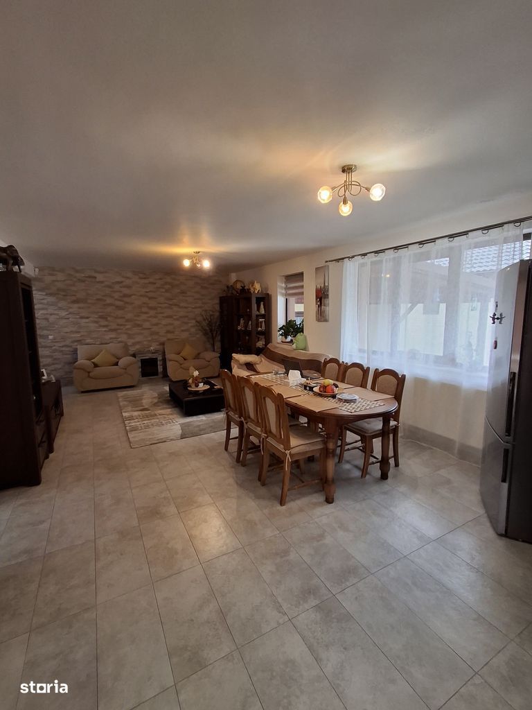 Casa rustica în zona superba Dambul Morii, Brasov - Poză 2