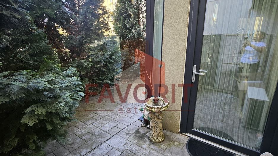 Dumbravita- Kaufland. Curte privata 140mp . Loc de parcare - Poză 7