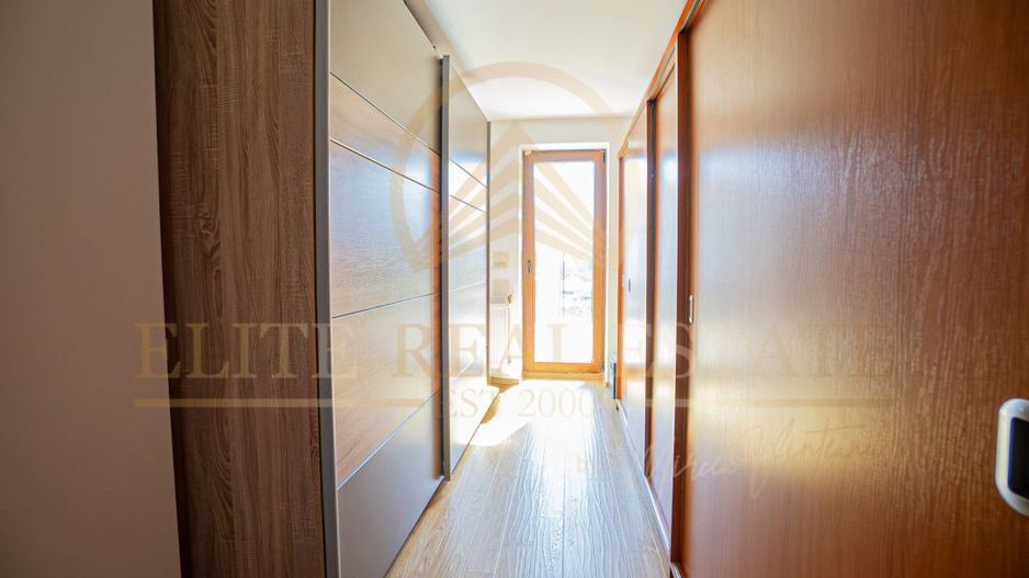 Ovidiu Sud - Zona premium - Vila impozanta, curte mare, garaj, terasa! - Poză 39