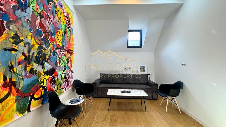 Apartament cu *3 camere* / Cladire Istorica stil Brancovenesc / Universitate - Poză 2