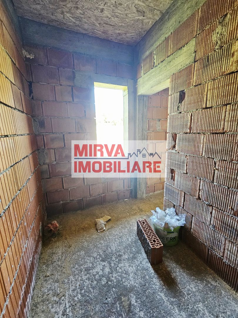 🏡 Casă la roșu cu 4 camere, 122 mp utili, teren 465 mp – Băicoi - Poză 37