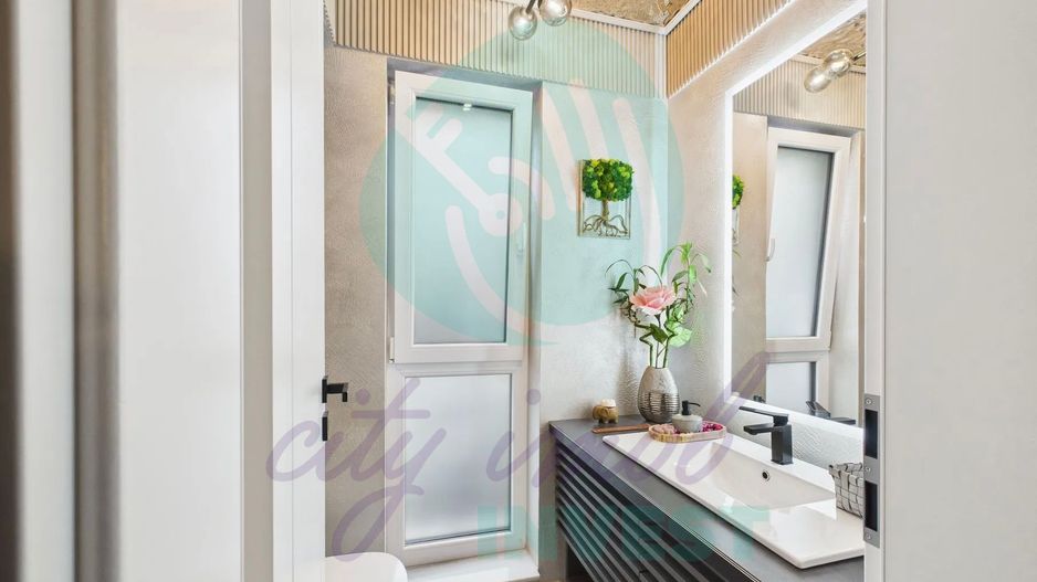 O RESIDENTA CONTEMPORANA CU VIZIUNE, ARHITECTURA SI EMOTIE - Poză 19