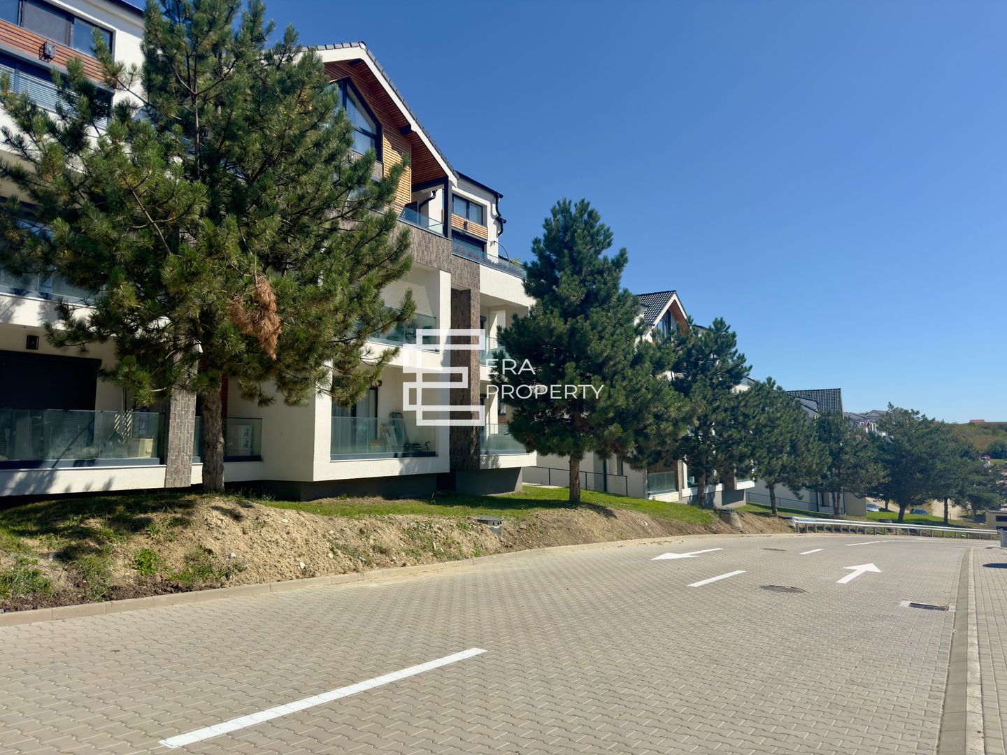 Apartament 2 camere /LA CHEIE/ INTABULAT /zona Aeroport Sibiu - Poză 16