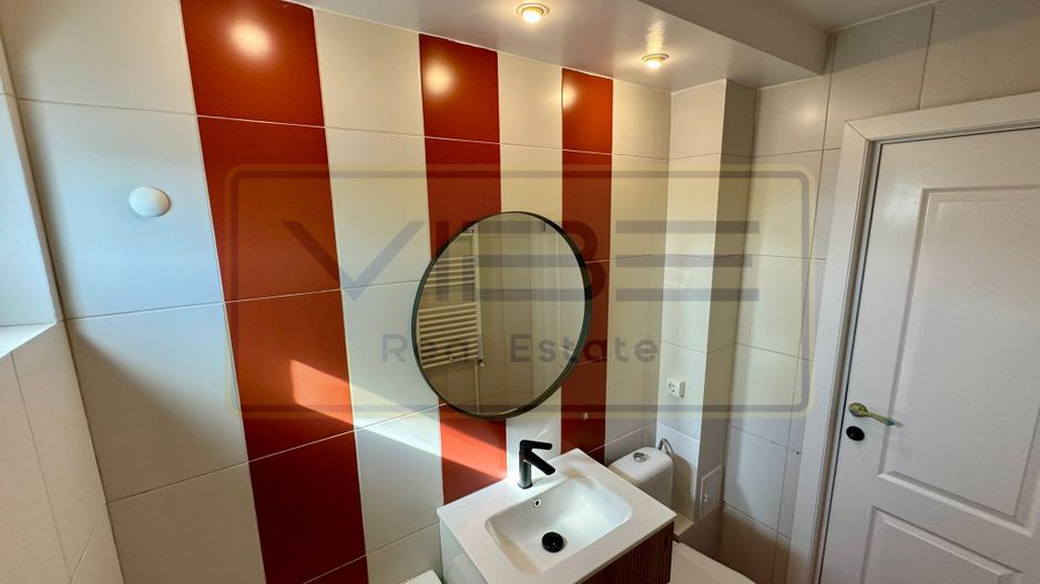 Apartament 3 camere decomandat Podu Ros  Piata Nicolina - Poză 23