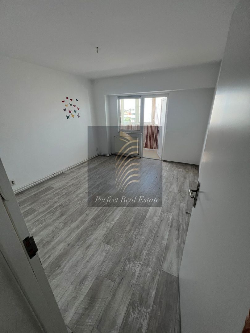 Apartament 3 camere decomandat de închiriat – Piața Tomis - Poză 1