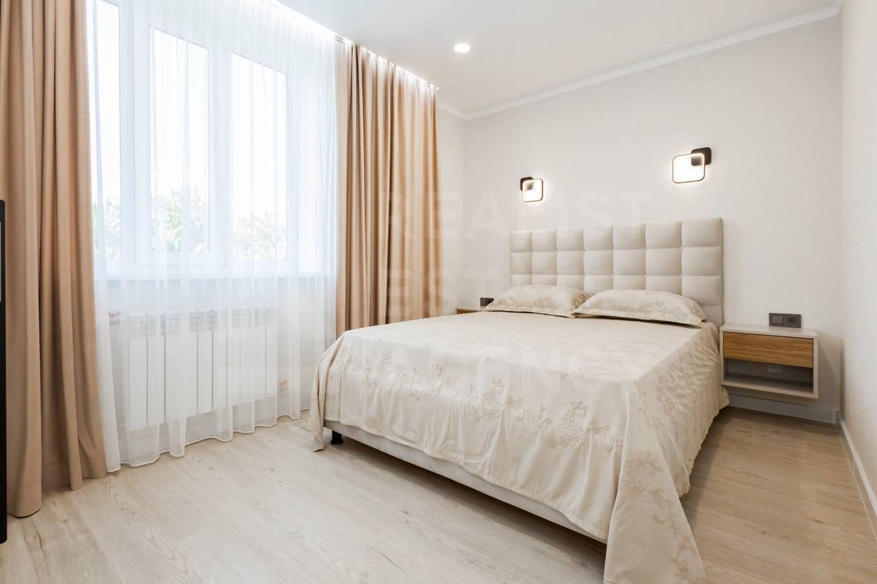 Vânzare apartament, 3 camere + living, strada Vasile Lupu, Buiucani - Poză 10
