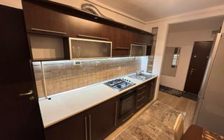 Apartament de 3 camere, 74mp, decomandat, Zona Fortuna - Poză 8