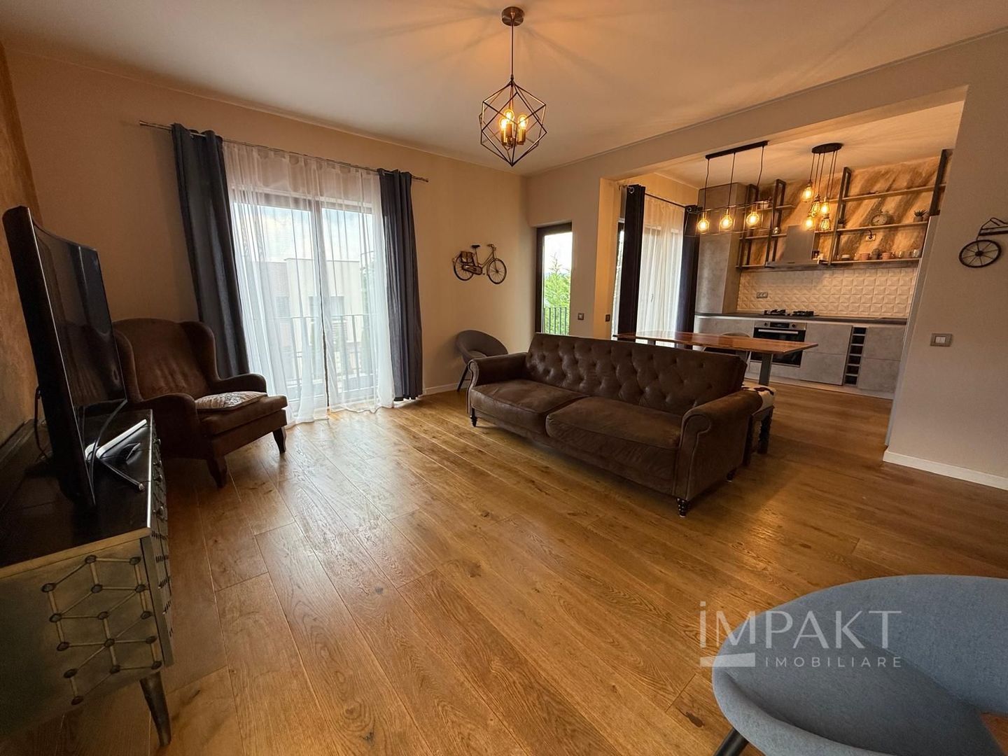 Apartament 3 camere ultrafinisat în vilă exclusivistă, cartier Gruia - Poză 1