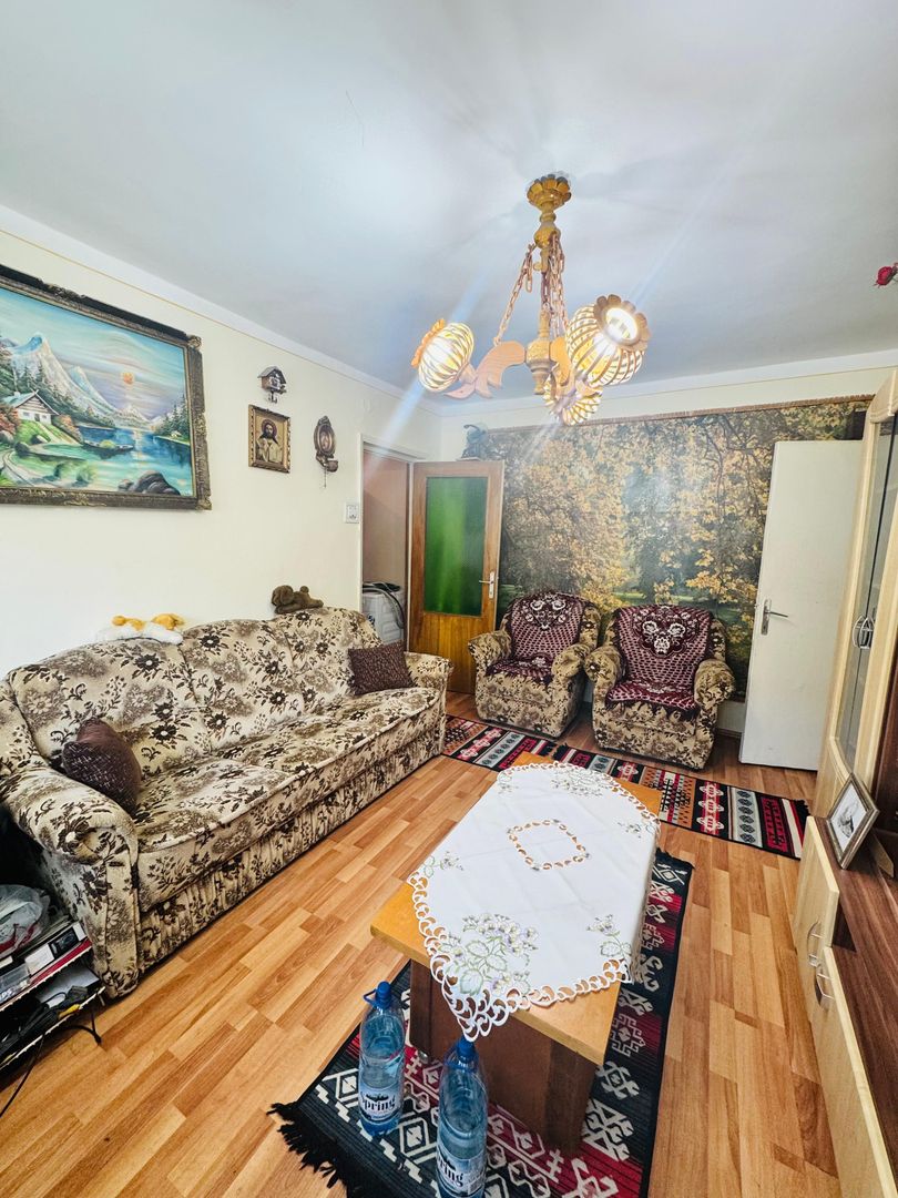 Apartement 3 camere Iosia Etaj 3 - Poză 2