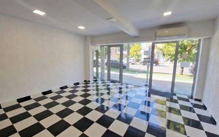 Spatiu comercial | Trafic intens | Cetate | Pozitie ultracentrala - Poză 2