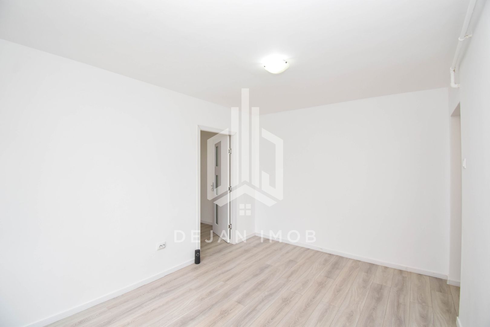 Apartament cu 2 camere | Zona Simeria | COMISION 0% - Poză 2