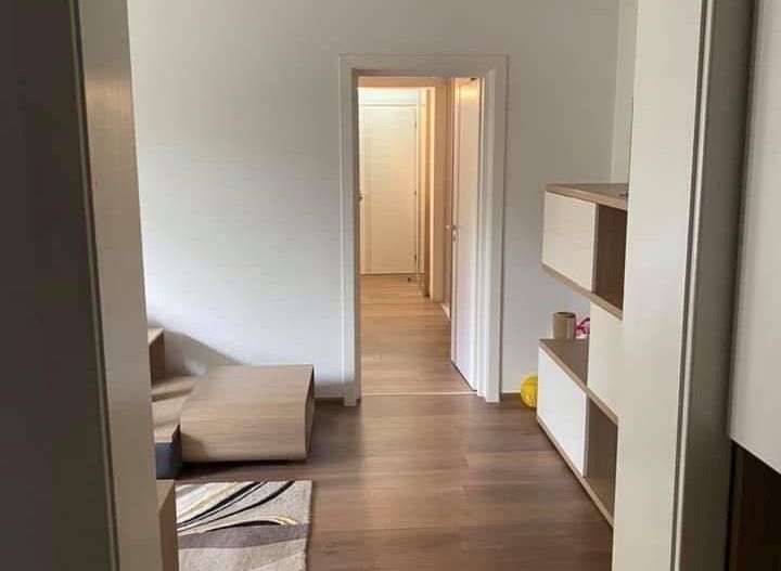 Apartament 3 camere zona Bd .1 Decembrie 1918 - Piata Minis - Poză 2
