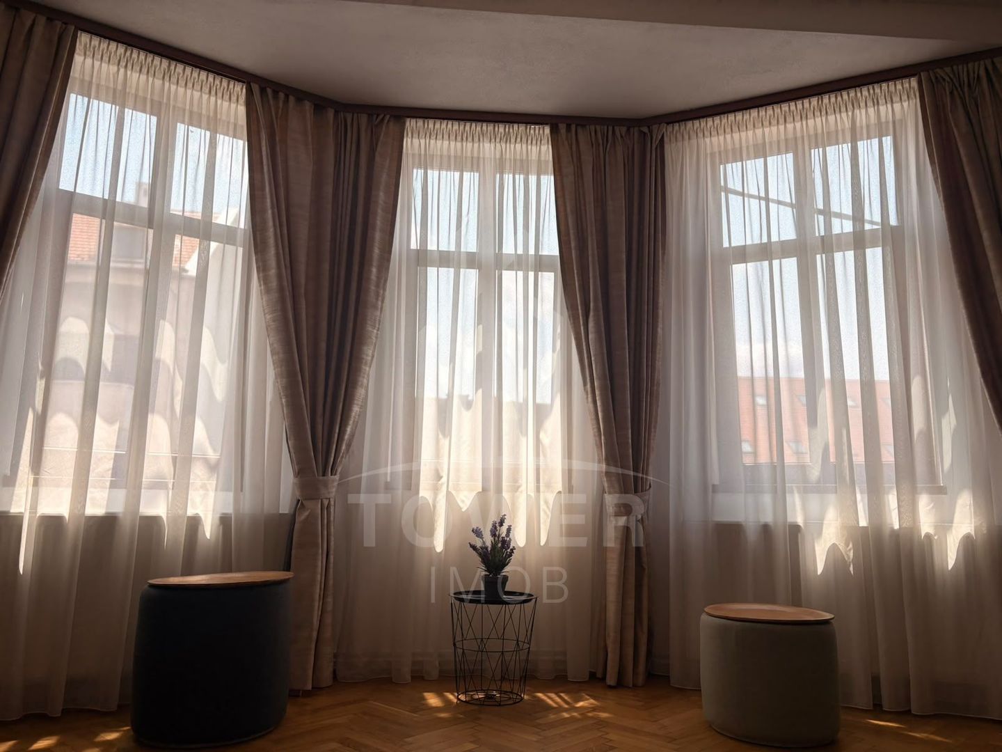 Apartament 2 camere semidecomandat - Poză 1