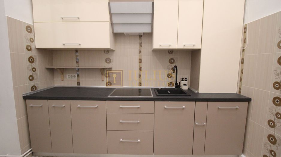 Ultracentral, loc de parcare, amenajari de calitate ! - Poză 17