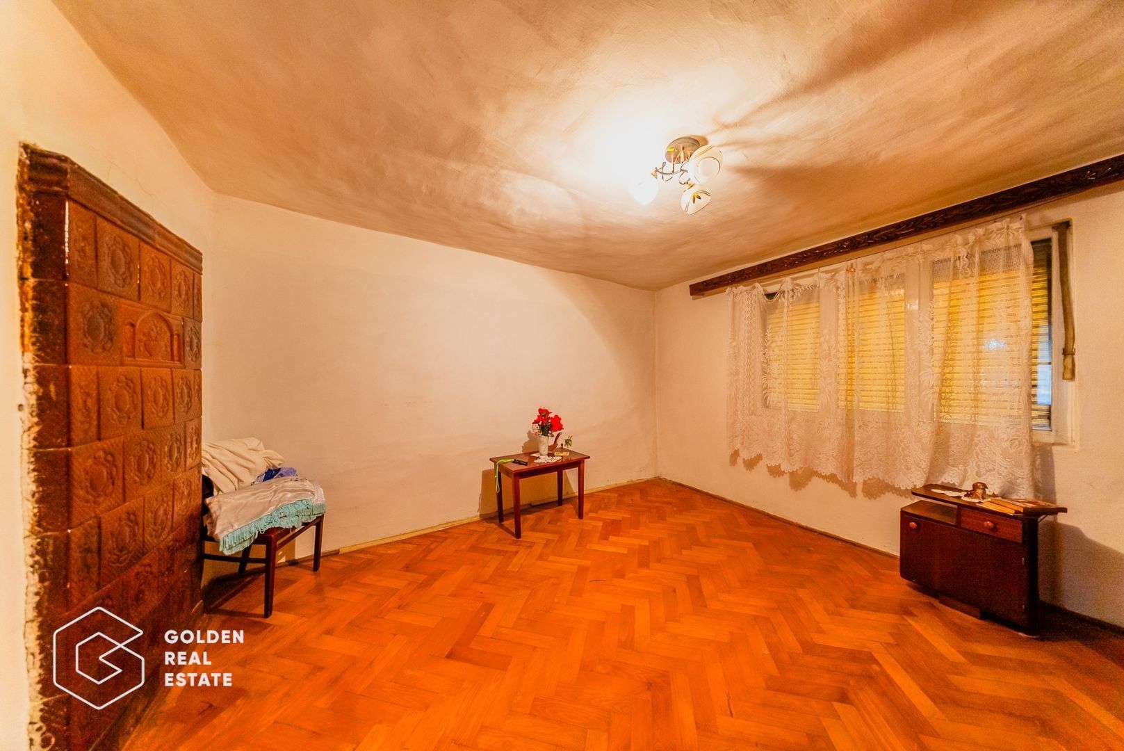 Casa cu teren de 774 mp, zona Confectii Cadas, comision 0% - Poză 2