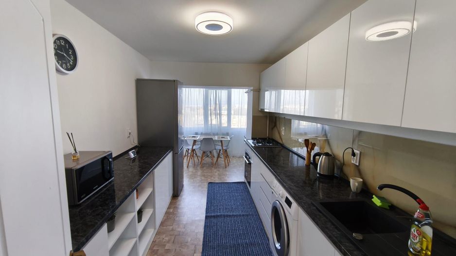 De vanzare apartament cu 3 camere , etaj 8/9 , Faleza, 165.000 euro - Poză 7