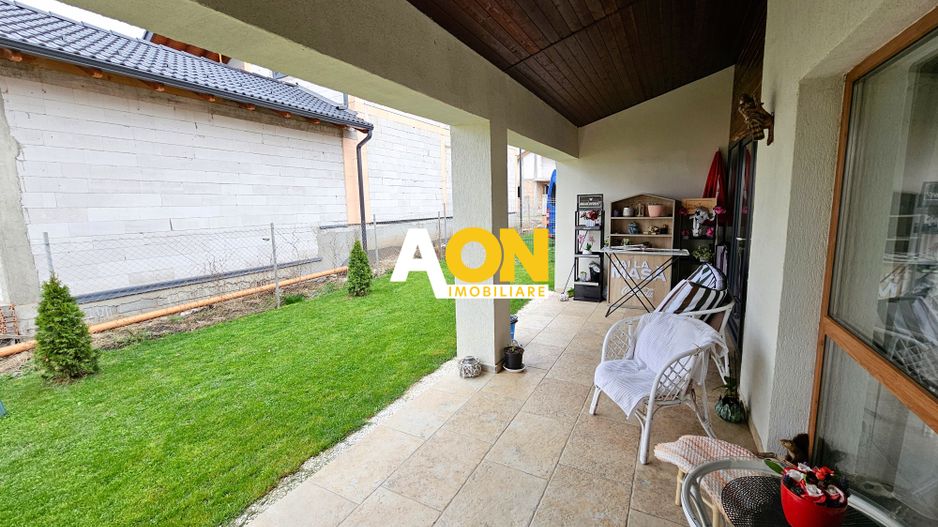 Casa 4 camere, garaj, mobilata, utilata, 311 mp teren, Alba-Micesti - Poză 16