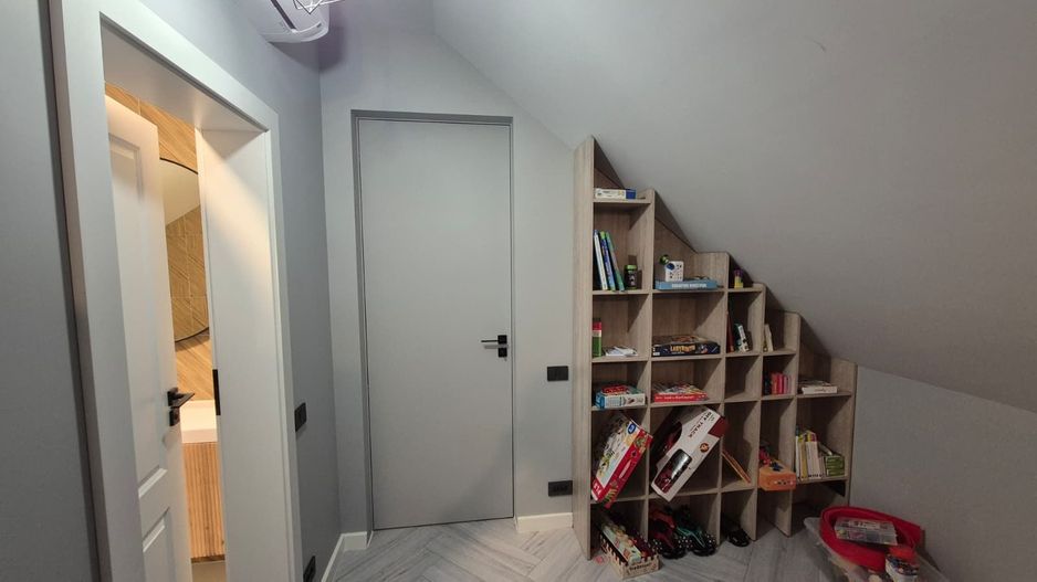 VILA NOUA | MOBILATA SI UTILATA | DAMAROAIA | LANGA PETROM CITY - Poză 18