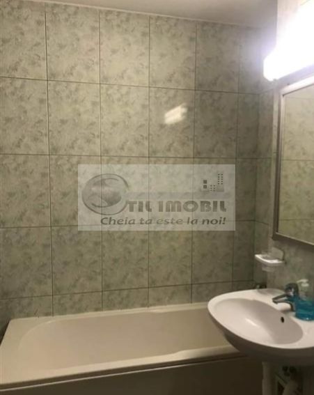 Apartament 3 camere Bicaz-450 Euro - Poză 8